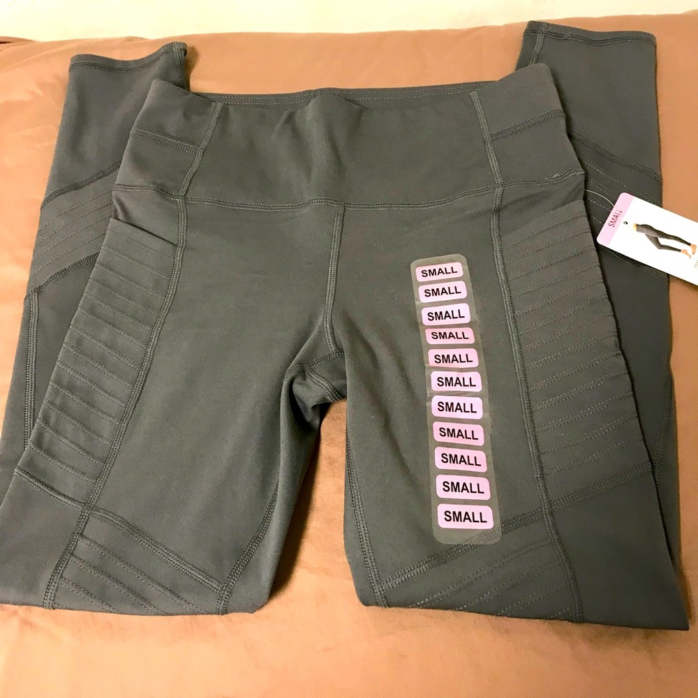 Active life women’s ankle leggings